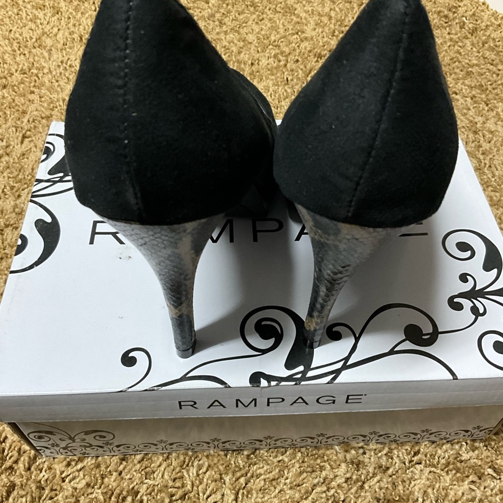 Rampage faux suede heels